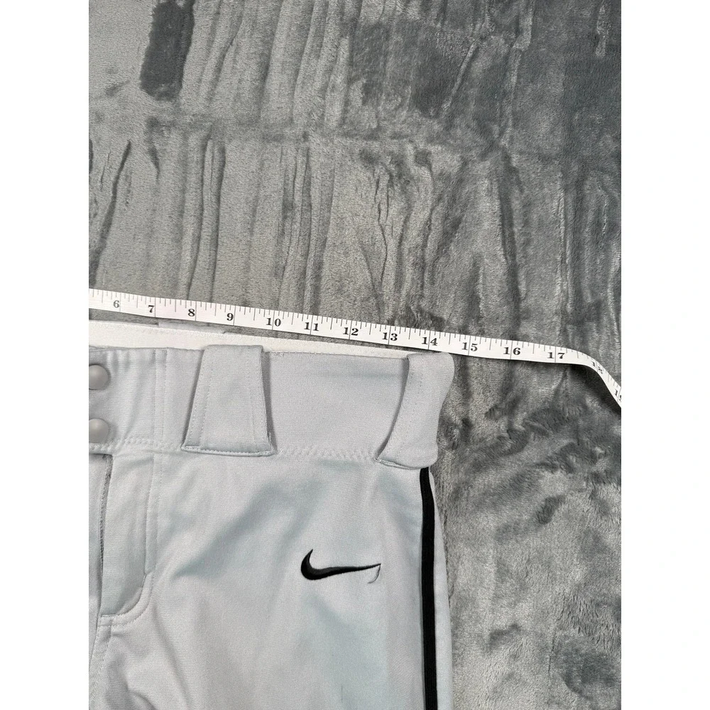 Nike team baseball